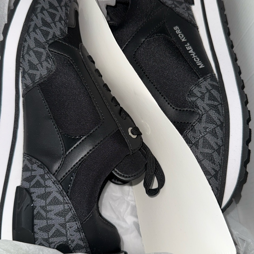 Michael Kors Wilma Trainer Sneakers NWT